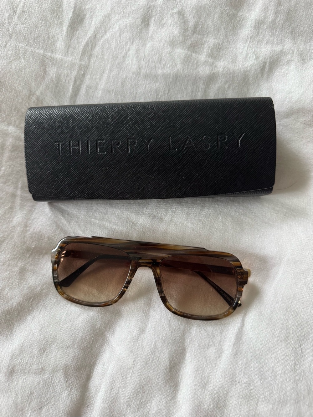 THIERRY LASRY Gradient Pilot Aviator Sunglasses
